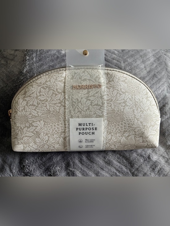 Morris & Co. Handbags - William Morris Beige Bird and Anemone Floral Zippered Travel Makeup Pouch NEW!